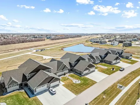 5900 31st Street S Fargo ND 58104