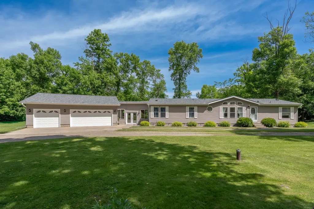 7290 83rd Street NE Monticello MN 55362