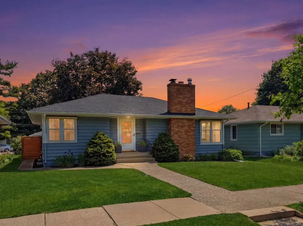 4315 16th Avenue S Minneapolis MN 55407