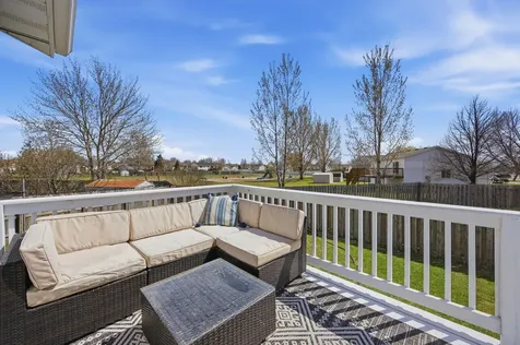 1918 55th Avenue S Fargo ND 58104