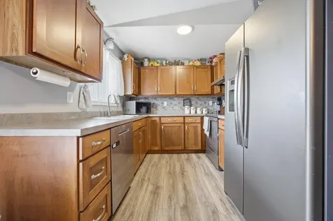 1918 55th Avenue S Fargo ND 58104