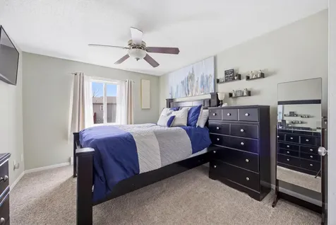 1918 55th Avenue S Fargo ND 58104