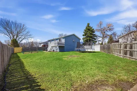 1918 55th Avenue S Fargo ND 58104