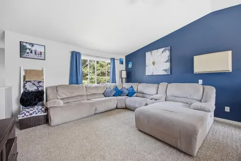 1918 55th Avenue S Fargo ND 58104
