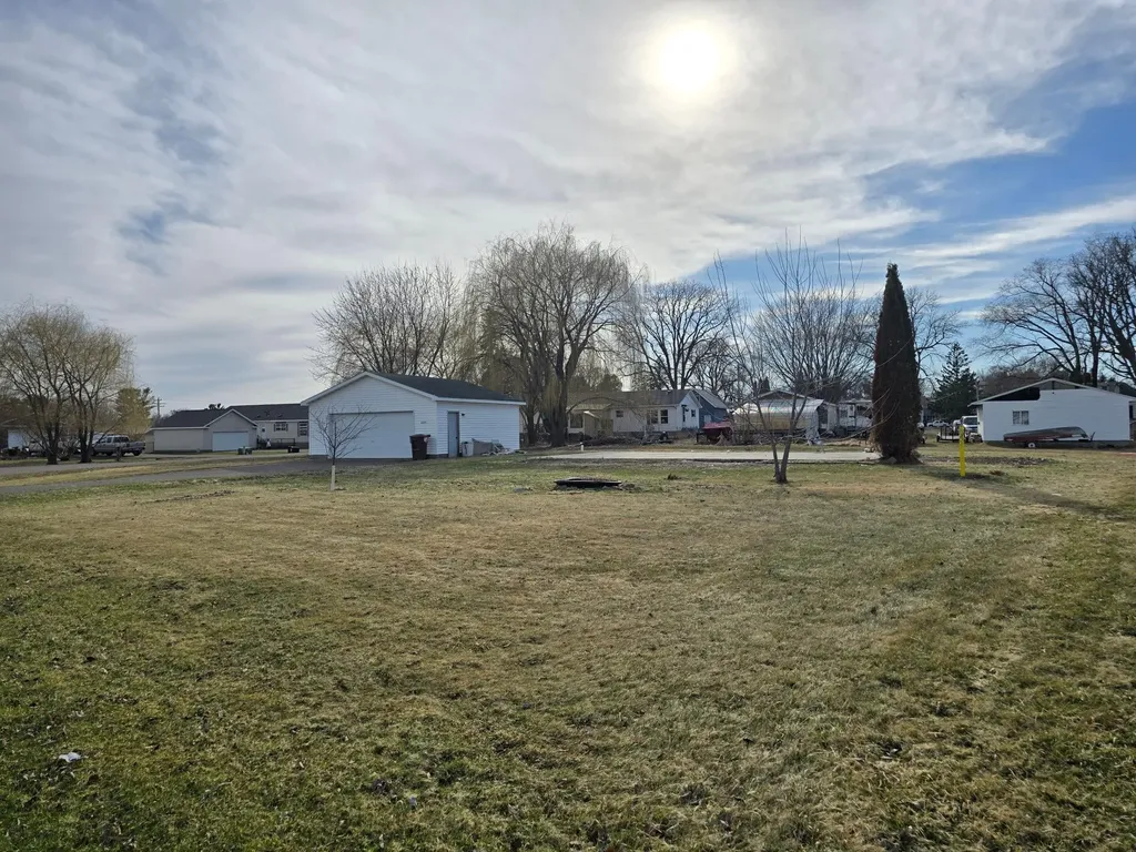 405 Rosabelle Court Grasston MN 55030