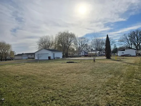 405 Rosabelle Court Grasston MN 55030
