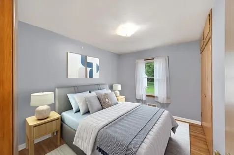 1283 Burke Avenue E Maplewood MN 55109