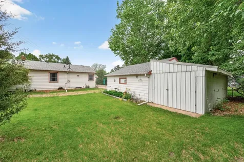 1283 Burke Avenue E Maplewood MN 55109