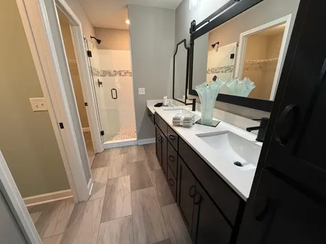 17975 Evening Lane Lakeville MN 55044