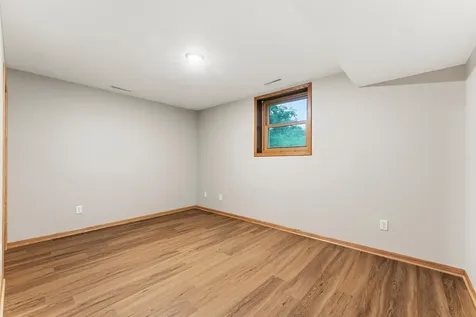 951 W Village Circle SE Rochester MN 55904