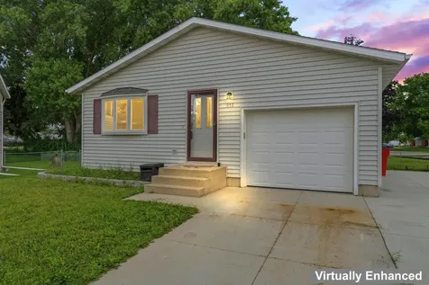 951 W Village Circle SE Rochester MN 55904