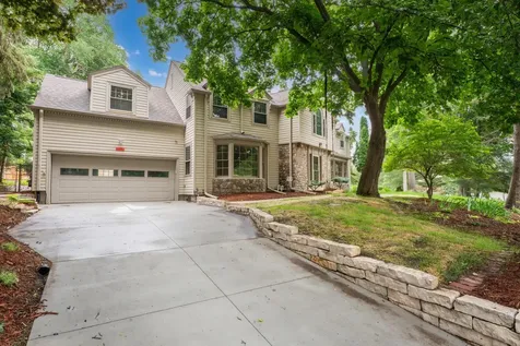 1118 Plummer Circle SW Rochester MN 55902