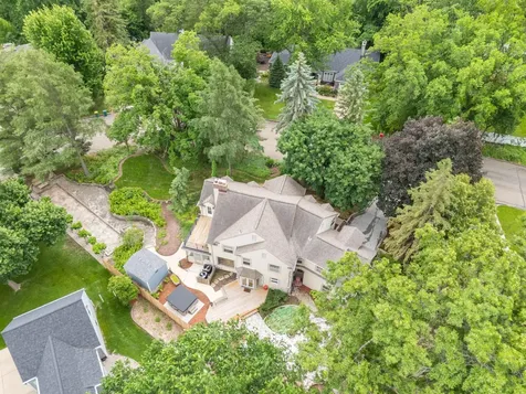 1118 Plummer Circle SW Rochester MN 55902