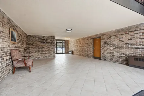 2200 Midland Grove Road Roseville MN 55113