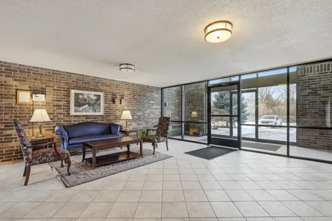 2200 Midland Grove Road Roseville MN 55113