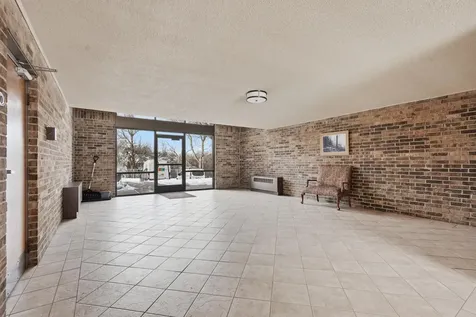 2200 Midland Grove Road Roseville MN 55113