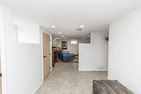 433 Elmwood Avenue S Fargo ND 58103