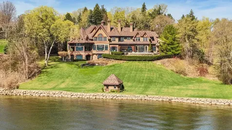 358 Ferndale Road S Wayzata MN 55391