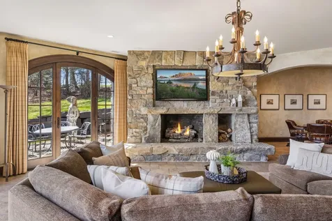 358 Ferndale Road S Wayzata MN 55391