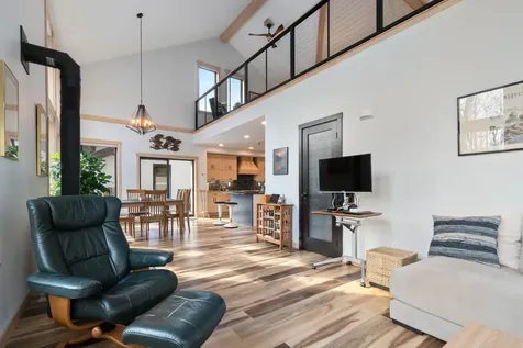 5140 Lakewood Road Duluth MN 55804