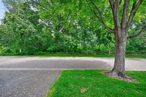 401 Leeward Trail Woodbury MN 55129