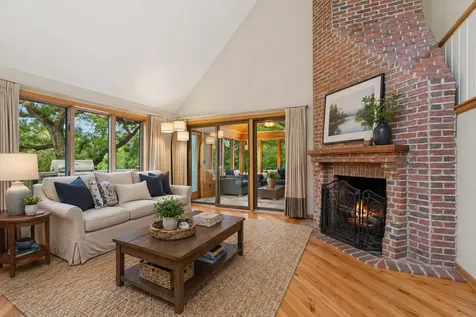 10420 Bluff Circle Chaska MN 55318