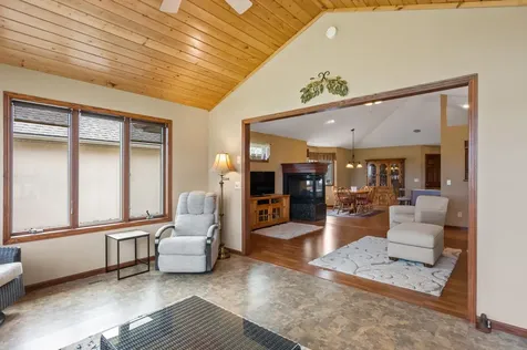 3909 Geneva Golf Club Drive NE Alexandria MN 56308