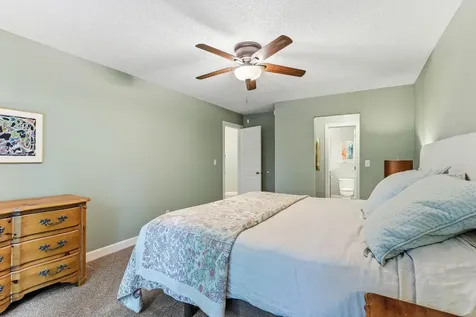 8970 Neill Lake Road Eden Prairie MN 55347