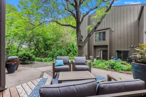 8970 Neill Lake Road Eden Prairie MN 55347