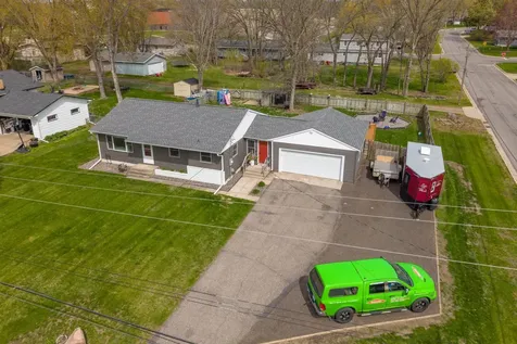 1004 N 4th Avenue N Sauk Rapids MN 56379