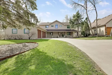 1636 Woodlawn Circle Waconia MN 55387
