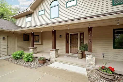 1636 Woodlawn Circle Waconia MN 55387