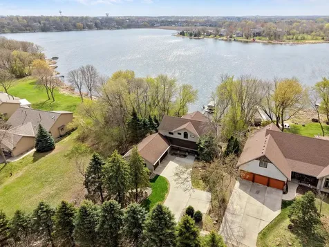 1636 Woodlawn Circle Waconia MN 55387