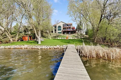 1636 Woodlawn Circle Waconia MN 55387