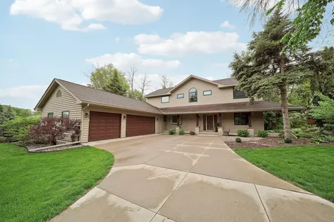 1636 Woodlawn Circle Waconia MN 55387