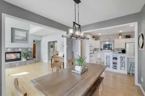 1636 Woodlawn Circle Waconia MN 55387