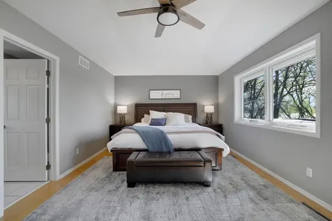 1636 Woodlawn Circle Waconia MN 55387