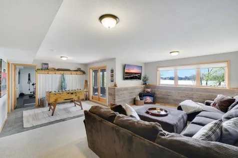 1636 Woodlawn Circle Waconia MN 55387