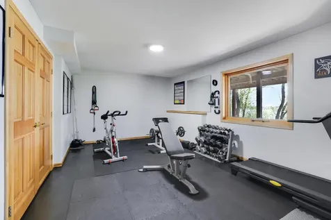 1636 Woodlawn Circle Waconia MN 55387