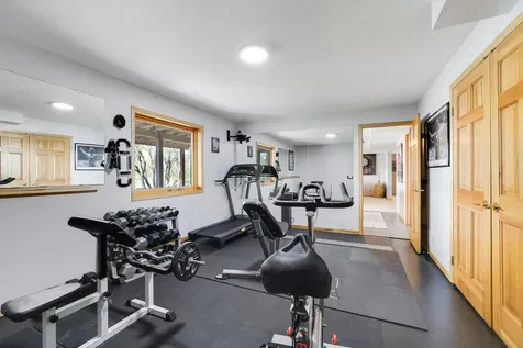 1636 Woodlawn Circle Waconia MN 55387