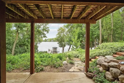 1636 Woodlawn Circle Waconia MN 55387