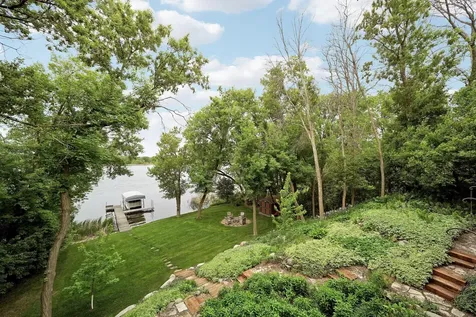 1636 Woodlawn Circle Waconia MN 55387