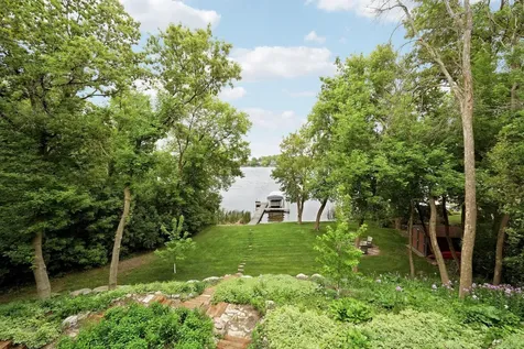 1636 Woodlawn Circle Waconia MN 55387
