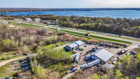 28428 Us Highway 10 Detroit Lakes MN 56501