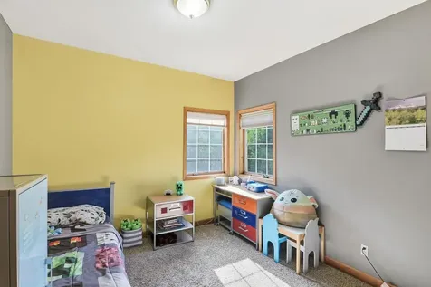 11 Moon Circle Saint Cloud MN 56301