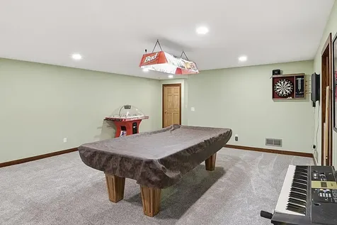 11 Moon Circle Saint Cloud MN 56301