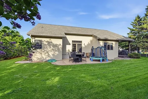 11 Moon Circle Saint Cloud MN 56301