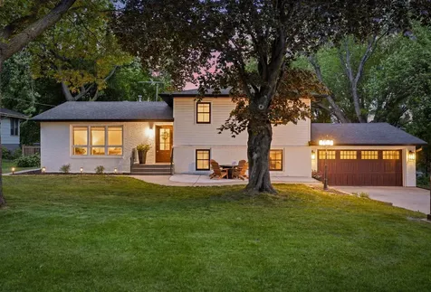 6525 Maple Drive Waconia MN 55387