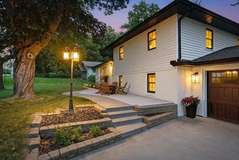 6525 Maple Drive Waconia MN 55387