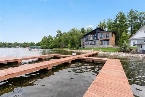 11245 E Steamboat Bay Drive East Gull Lake MN 56401